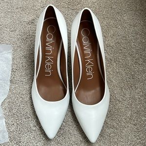 Calvin Klein Gayle Pumps White Leather